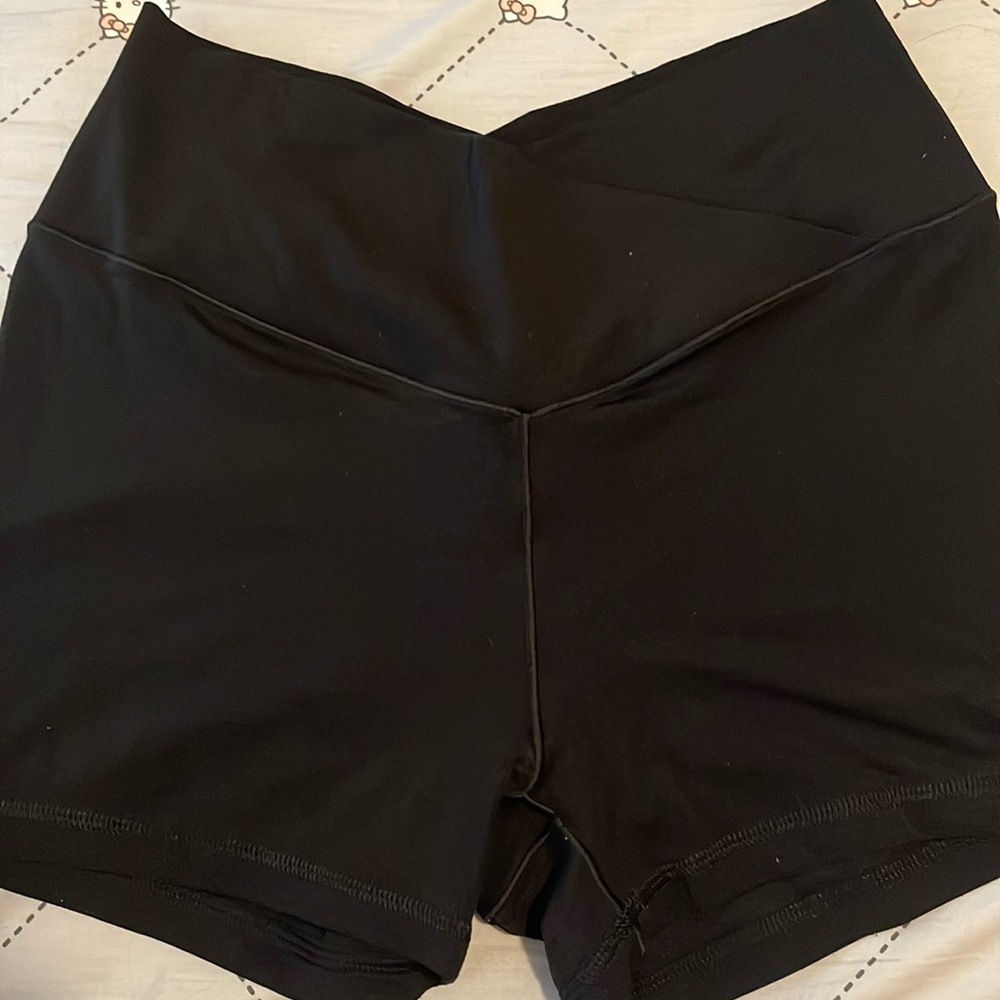 Offline by Aerie Real Me 3in Double Crossover Biking Shortie